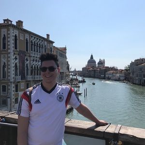 Meet your Posher, Santiago